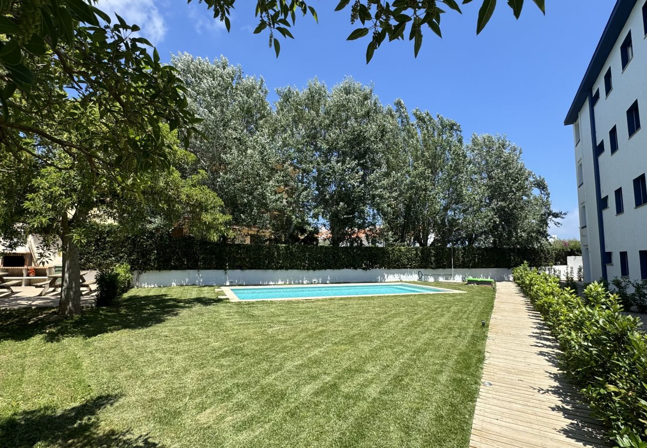 Ferienwohnung in Torroella de Montgri - Ter 31C-Renovierte Wohnung mit Terrasse, Meerblick und Gemeinschaftspool.