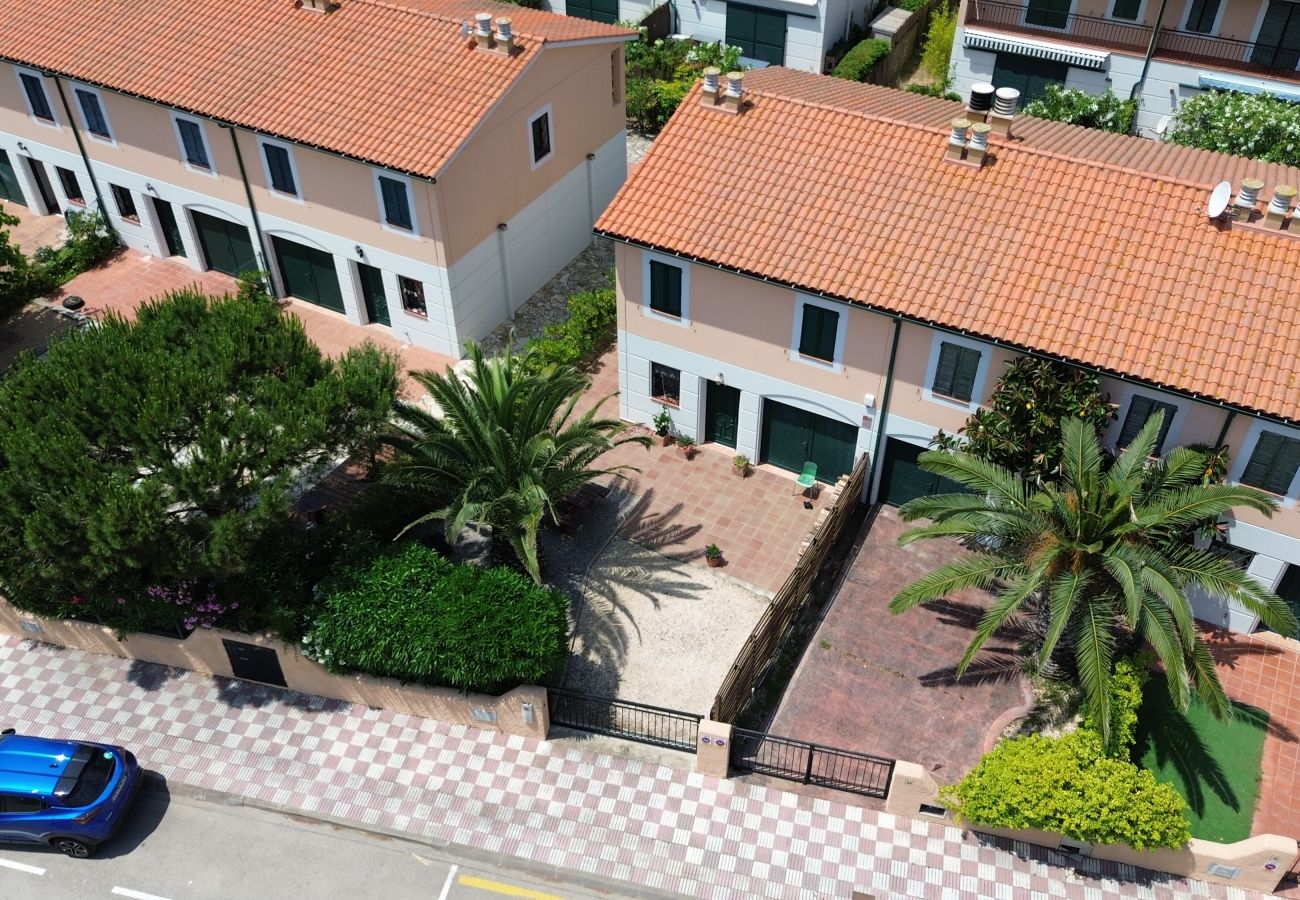 Doppelhaushälfte in Torroella de Montgri - Eckhaus mit gemeinschaftspool (Nr. 50)