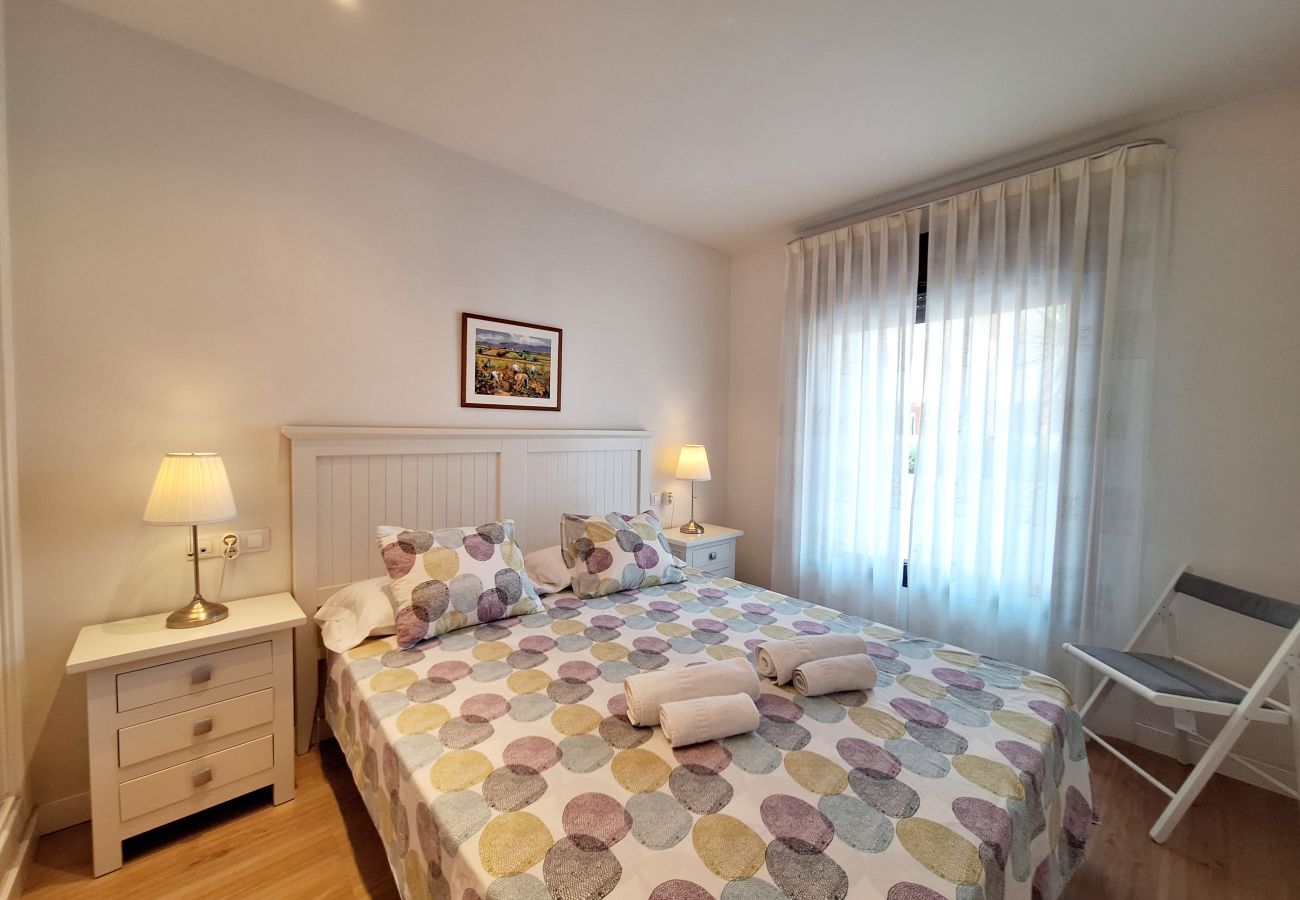 Ferienwohnung in Vera playa - Al Bajo Fam - Familienapartment mit Pool