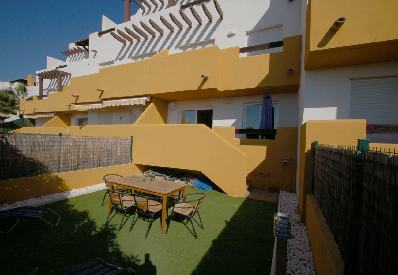 Ferienwohnung in Vera playa - Lomas del Mar 5 - WiFi, privater Garten, beheiztes Hallenbad