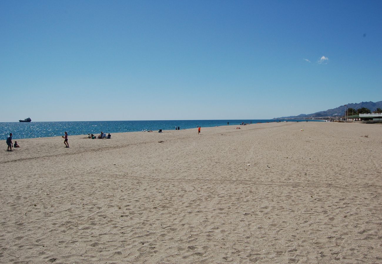 Ferienwohnung in Vera playa - Alborada 1º230 - WiFi, Terrasse, Gemeinschaftspool