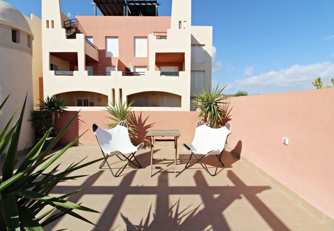 Ferienwohnung in Vera playa - Paraíso de Vera Penthouse- 350M Strand, WiFi & Solarium