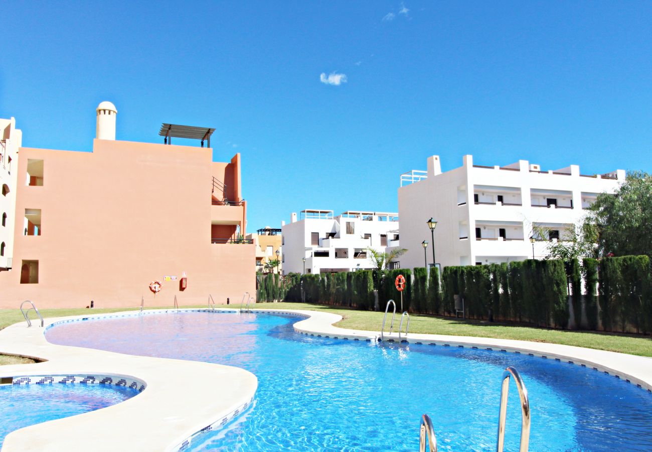 Ferienwohnung in Vera playa - Paraíso de Vera Penthouse- 350M Strand, WiFi & Solarium