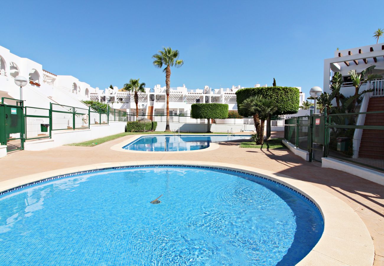 Ferienwohnung in Palomares - JP Bajo - Ferienwohnung mit privatem Garten und Parkplatz