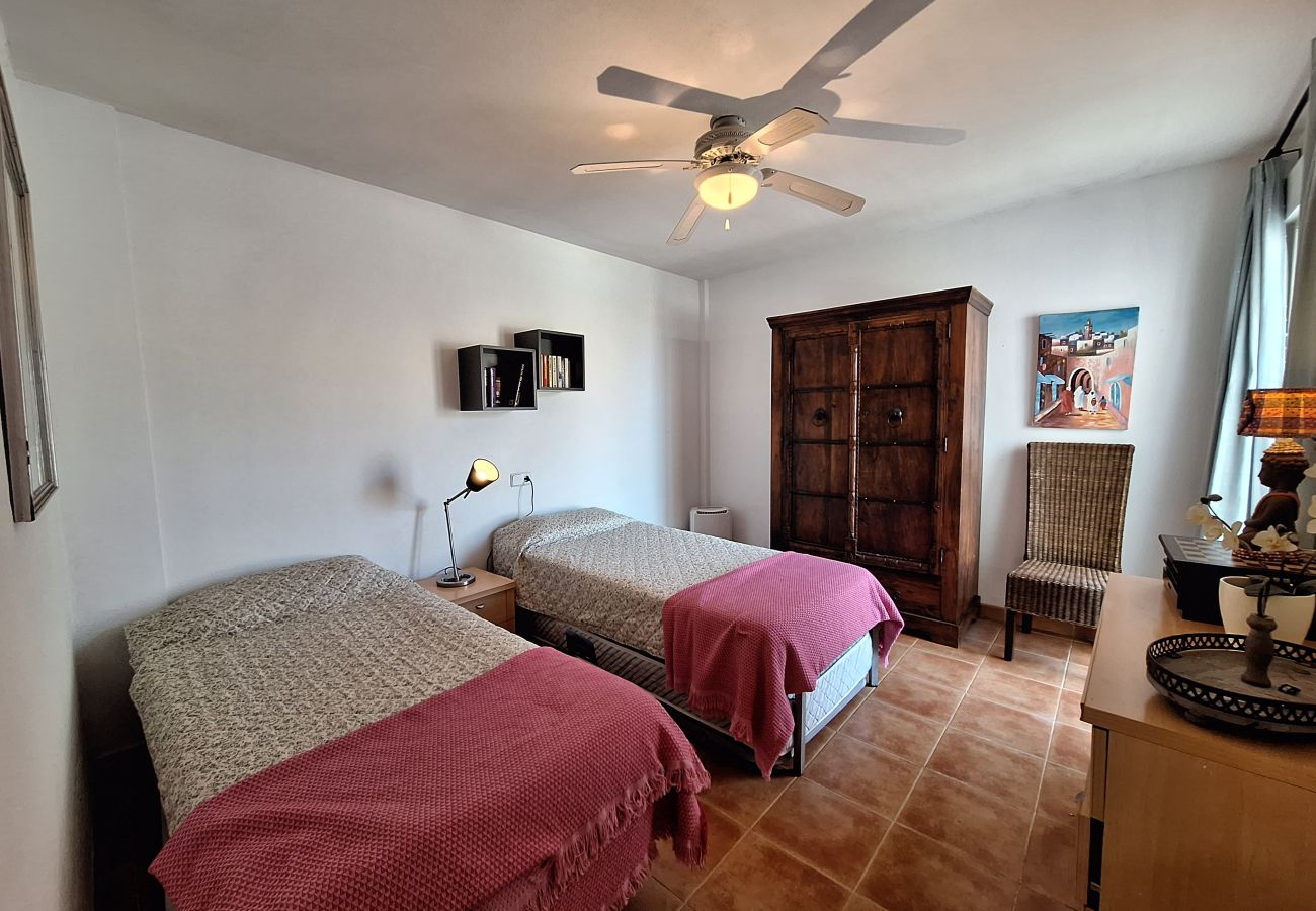 Ferienwohnung in Palomares - JP Bajo - Ferienwohnung mit privatem Garten und Parkplatz