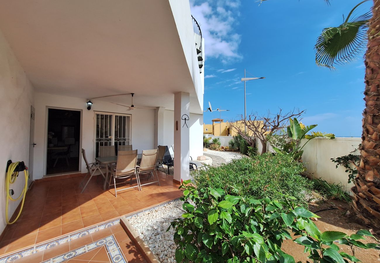 Ferienwohnung in Palomares - JP Bajo - Ferienwohnung mit privatem Garten und Parkplatz