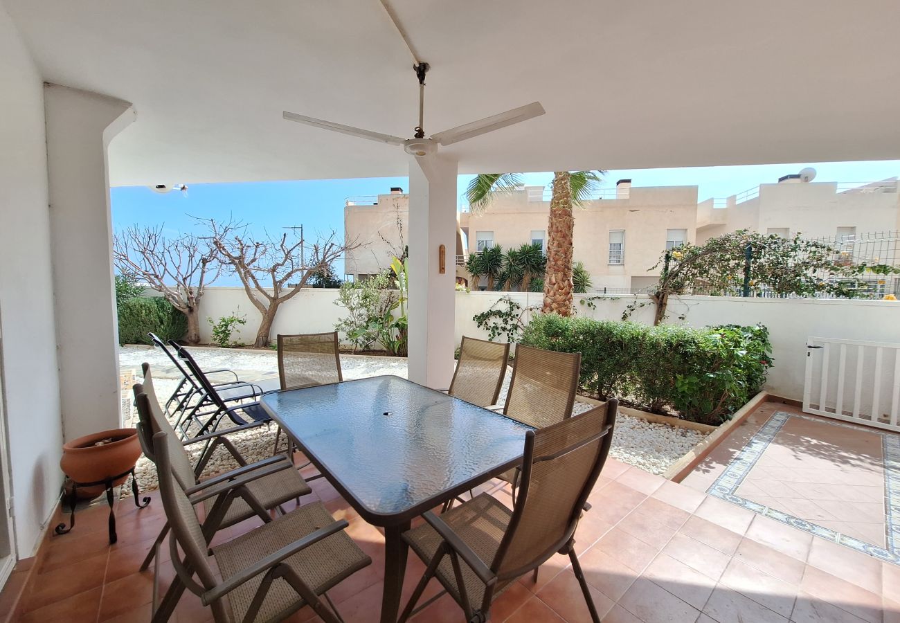 Ferienwohnung in Palomares - JP Bajo - Ferienwohnung mit privatem Garten und Parkplatz