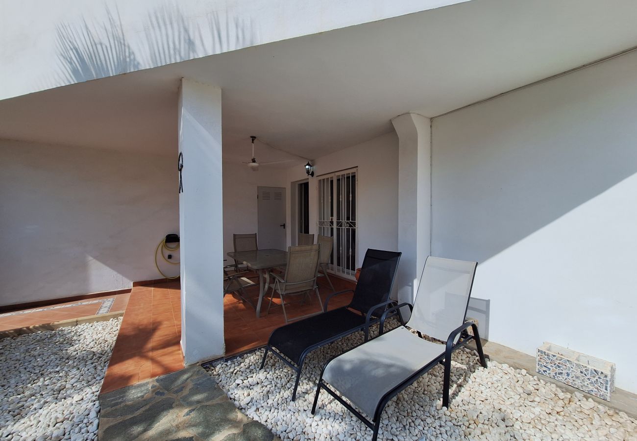 Ferienwohnung in Palomares - JP Bajo - Ferienwohnung mit privatem Garten und Parkplatz