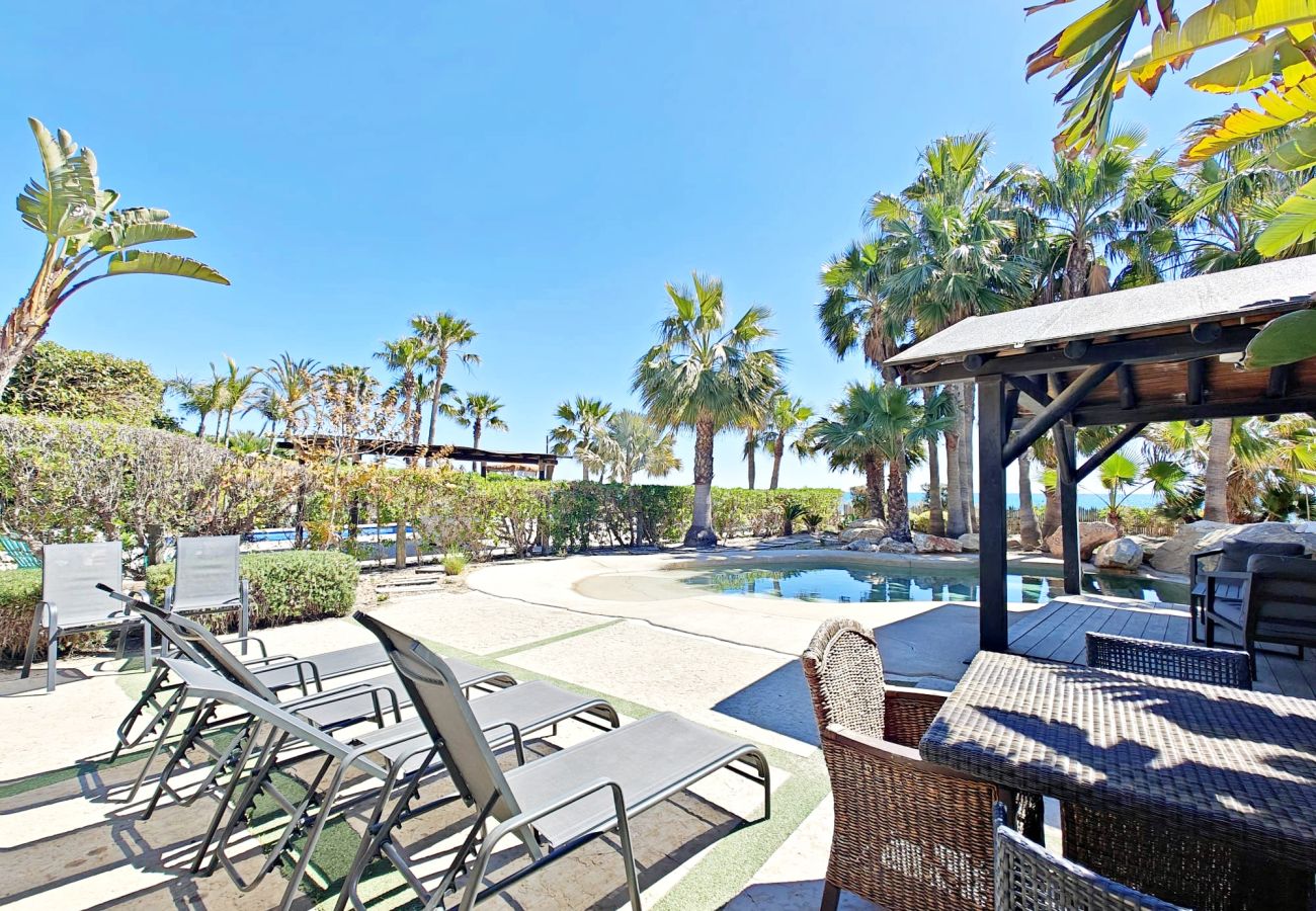 Villa in Vera Playa - PM - Aan het strand met privézwembad