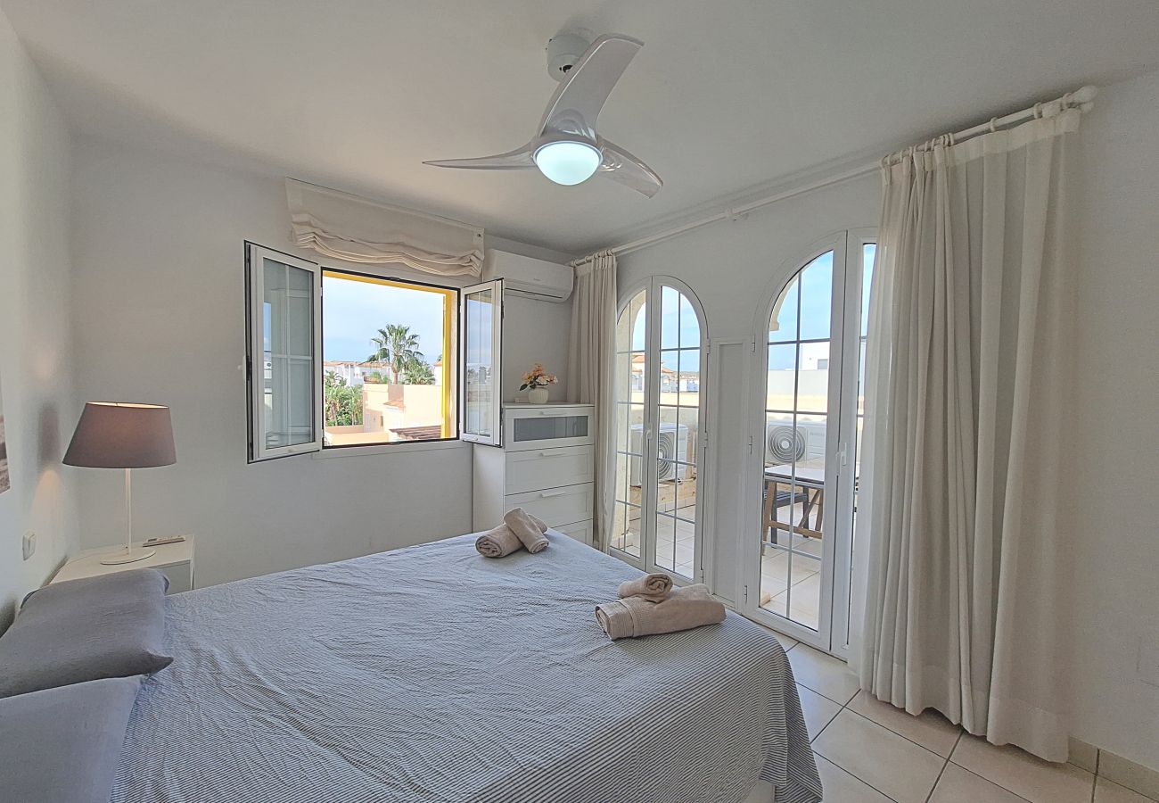 Rijhuis in Vera Playa - LC 45 - Strandvakantiewoning