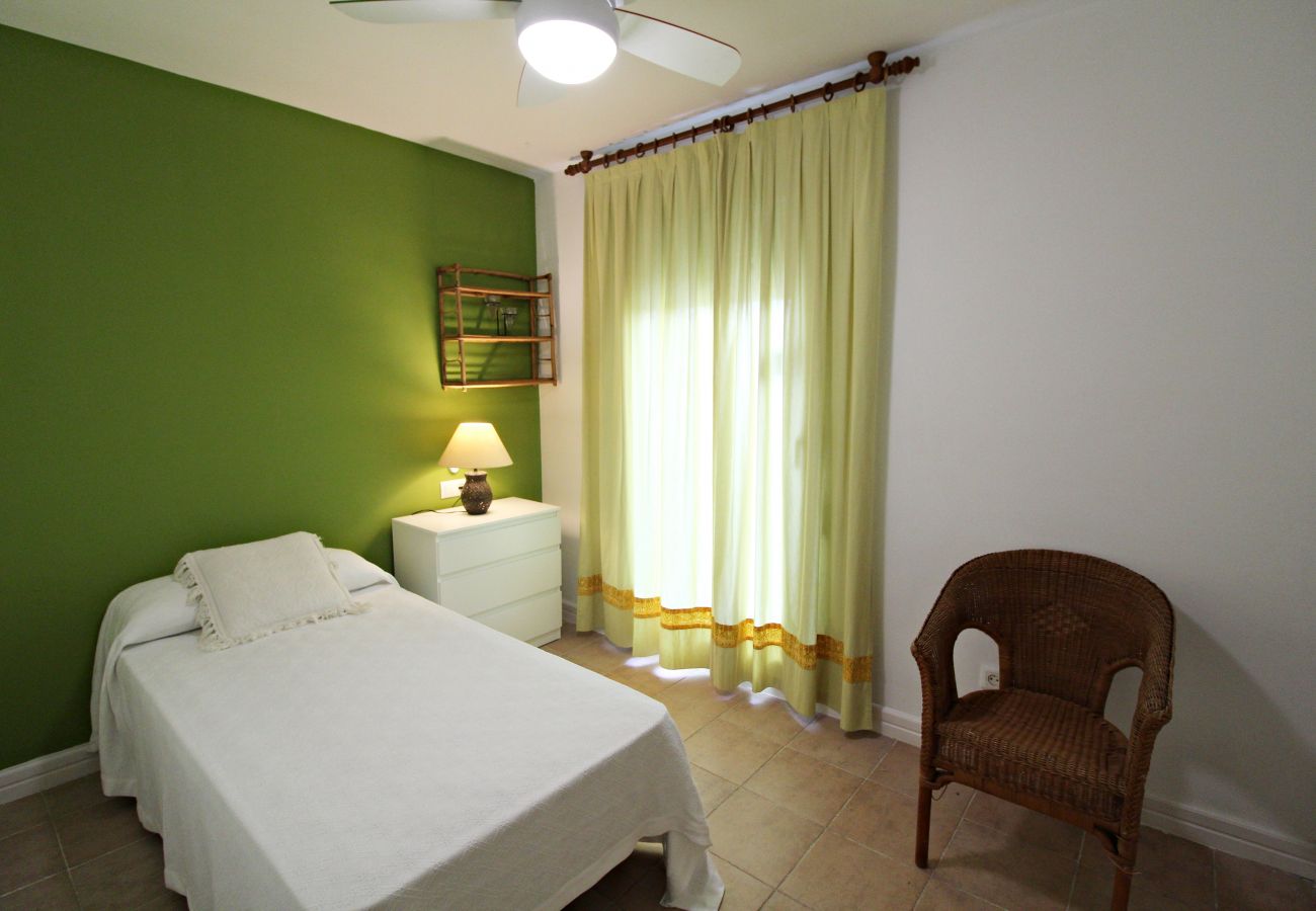 Rijhuis in Vera Playa - PB 01 - Vakantiehuis aan het strand in Vera Playa