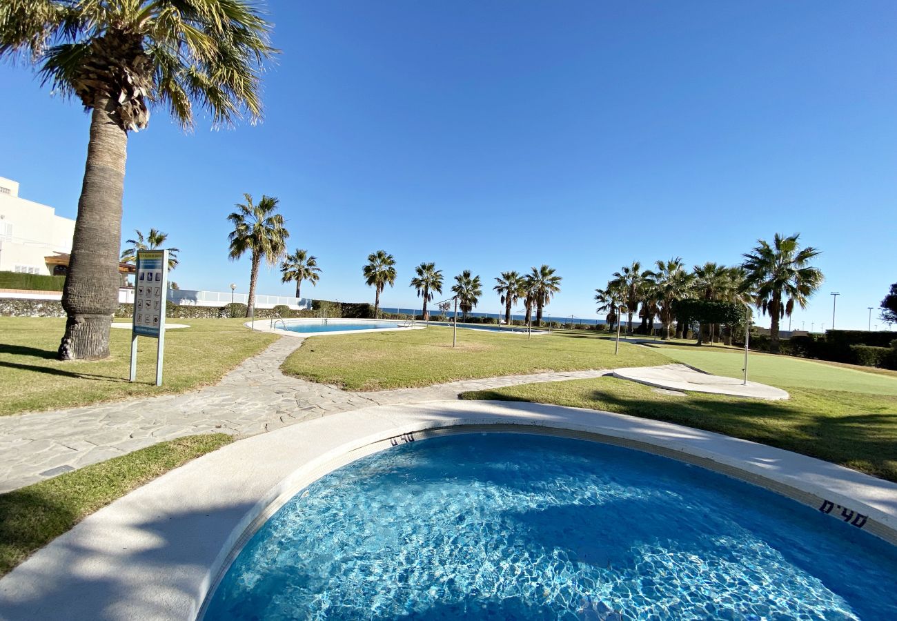 Rijhuis in Vera Playa - PB 01 - Vakantiehuis aan het strand in Vera Playa