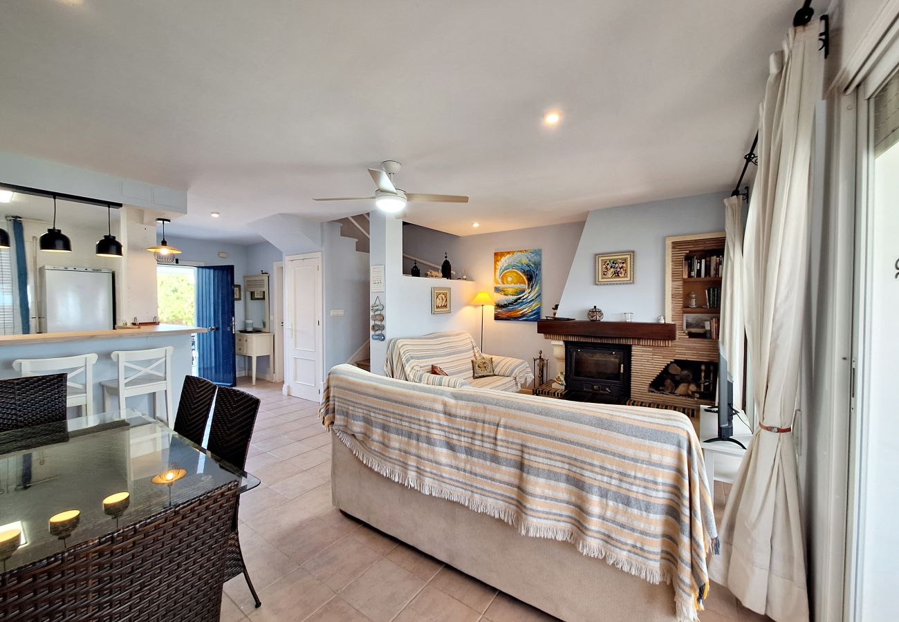 Rijhuis in Vera Playa - PB 02 - Vakantiehuis aan het strand