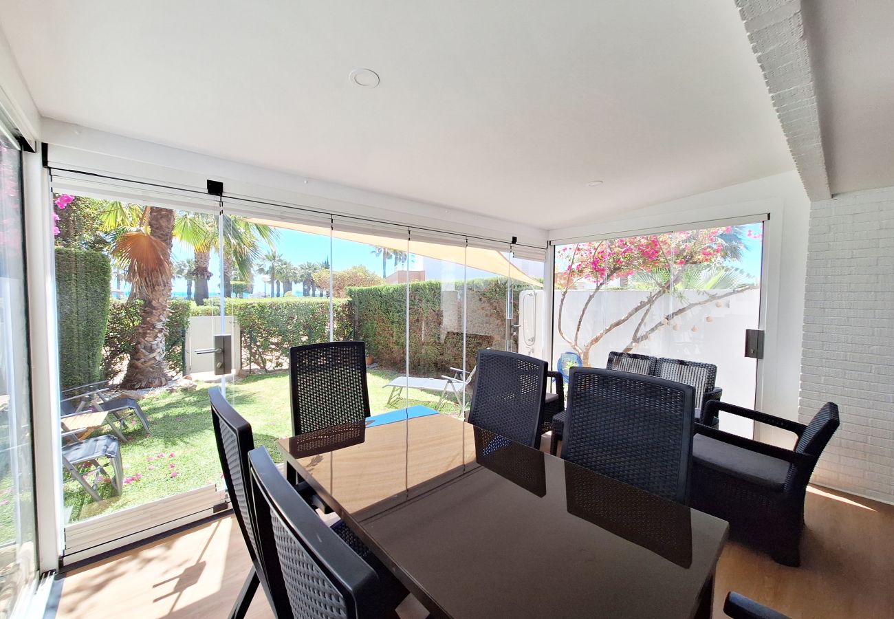 Rijhuis in Vera Playa - PB 02 - Vakantiehuis aan het strand