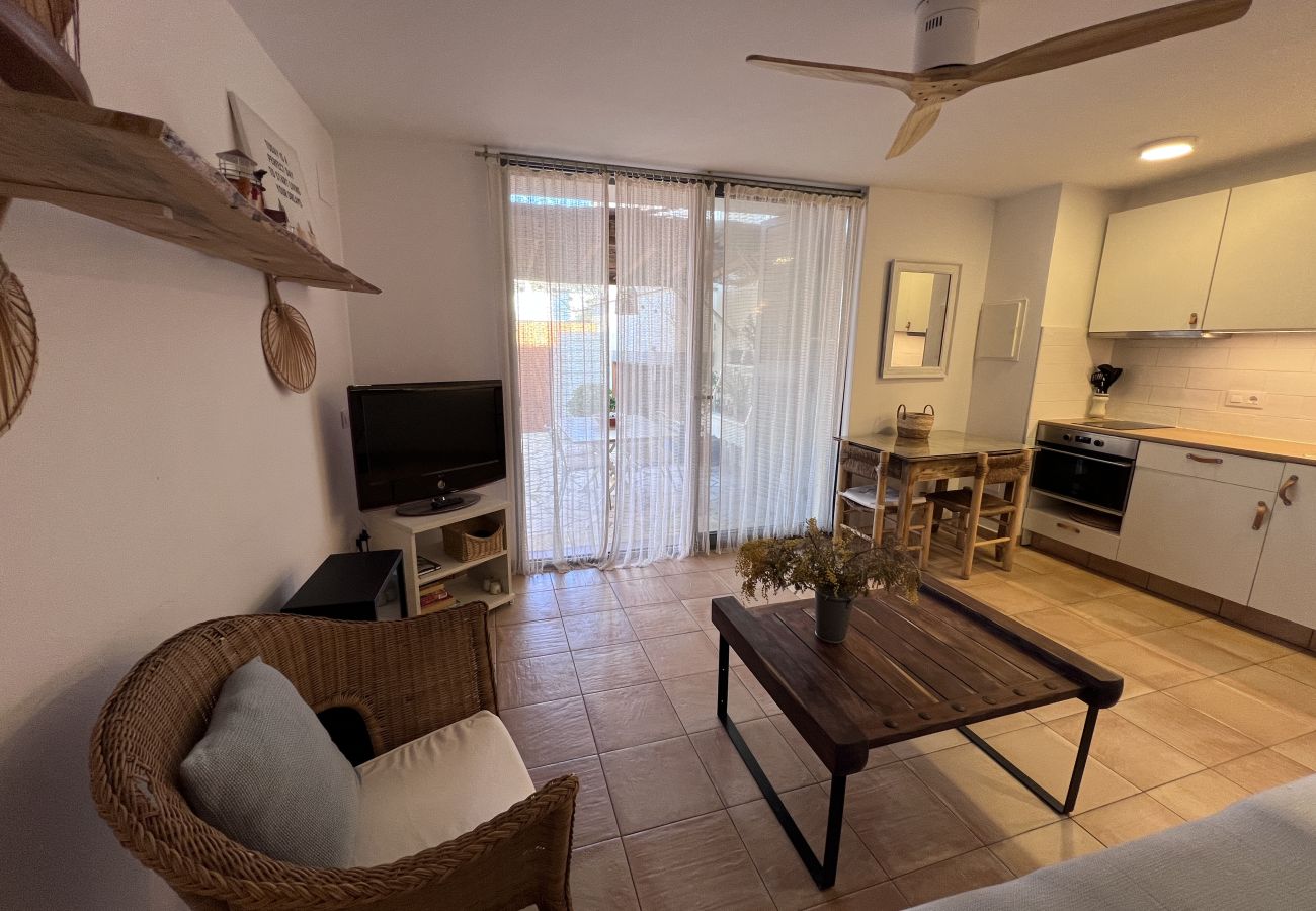 Huis in Torroella de Montgri - Casa Elena - 2 slaap- en 2 badkamers, tuin op begane grond