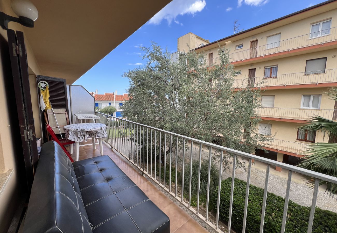 Appartement in Torroella de Montgri - Appartement met verhuur licentie vlakbij het strand