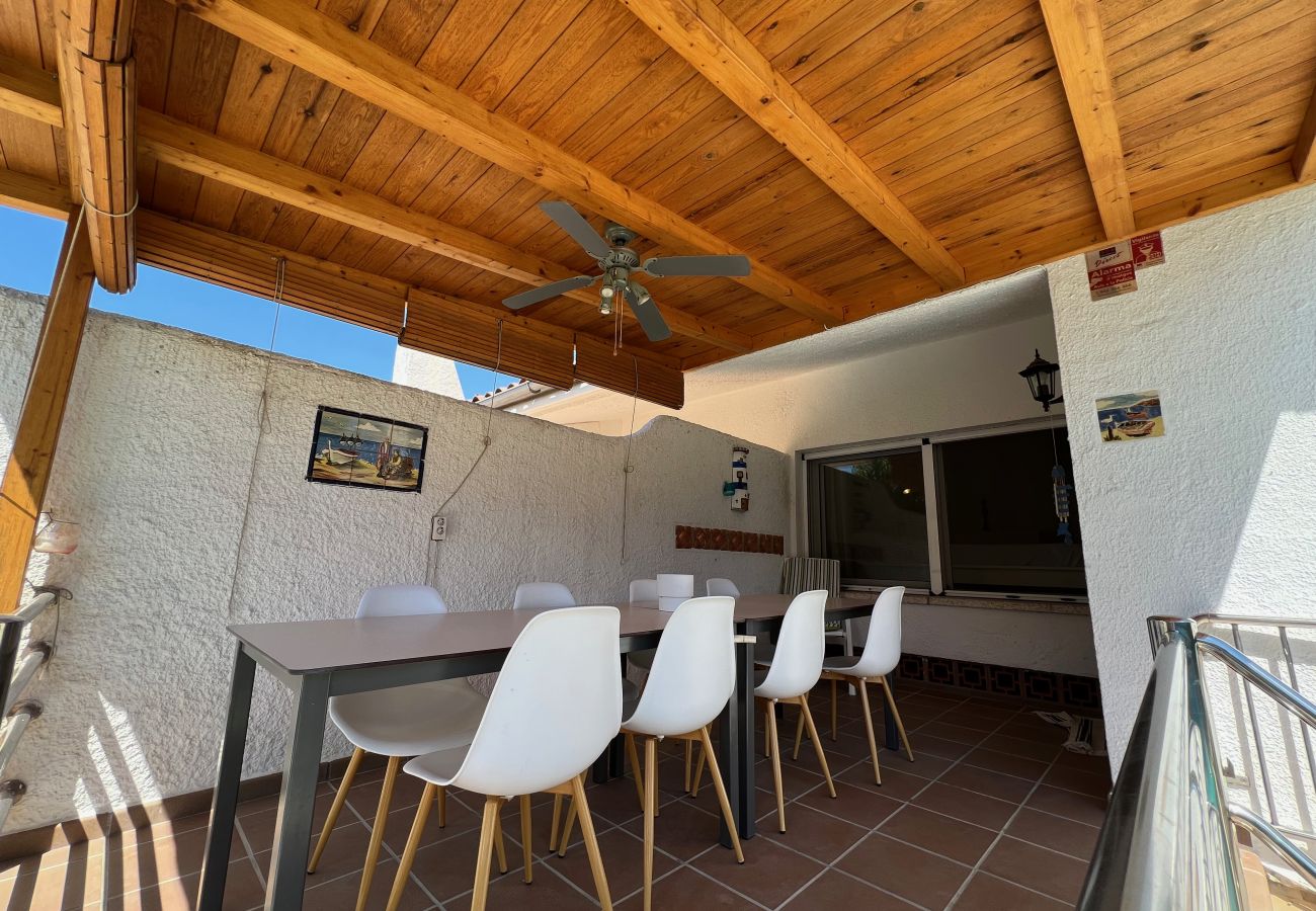 Rijhuis in Torroella de Montgri - Martinet Pati Blau met prive zwembad