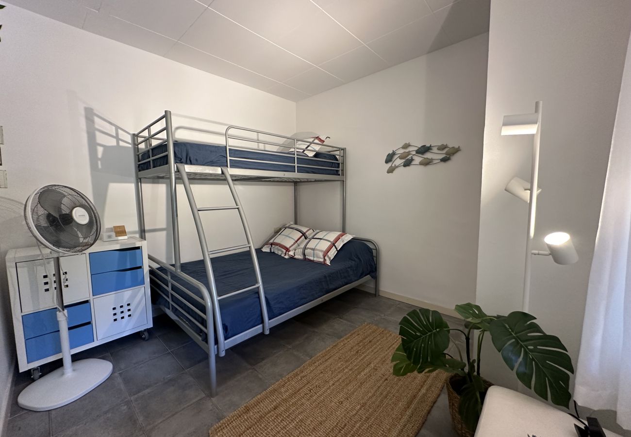 Rijhuis in Torroella de Montgri - Gregal 112  Charmant Huis met Privetuin en Gemeenschappelijk Zwembad.