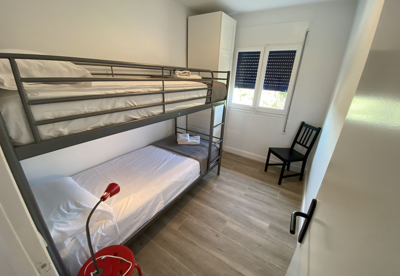 Appartement in Torroella de Montgri - Ter 31C- Gerestaureerd appartement met terras, zeezicht en gemeenschappelijk zwembad.