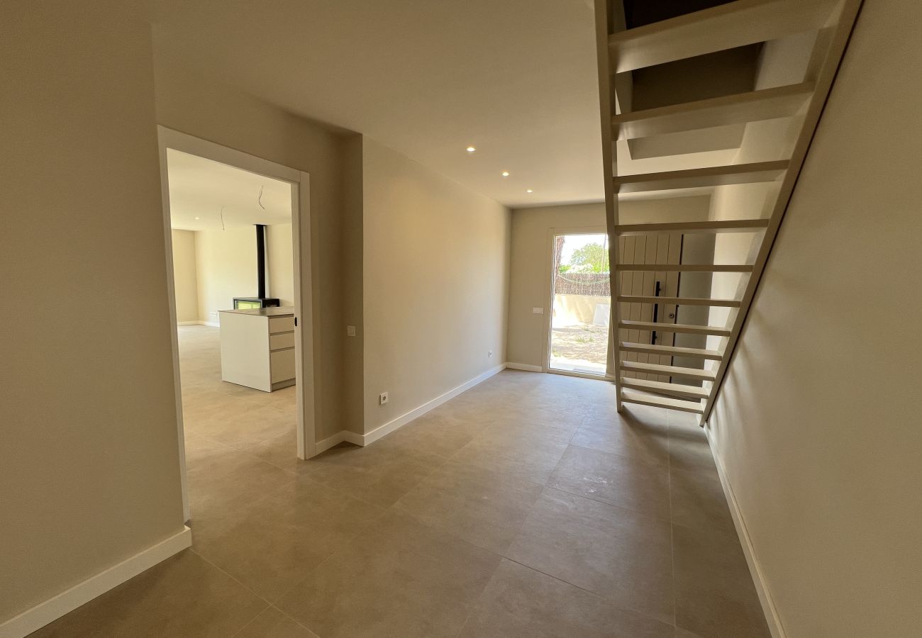 Villa in Torroella de Montgri - Gerenoveerde villa met privézwembad