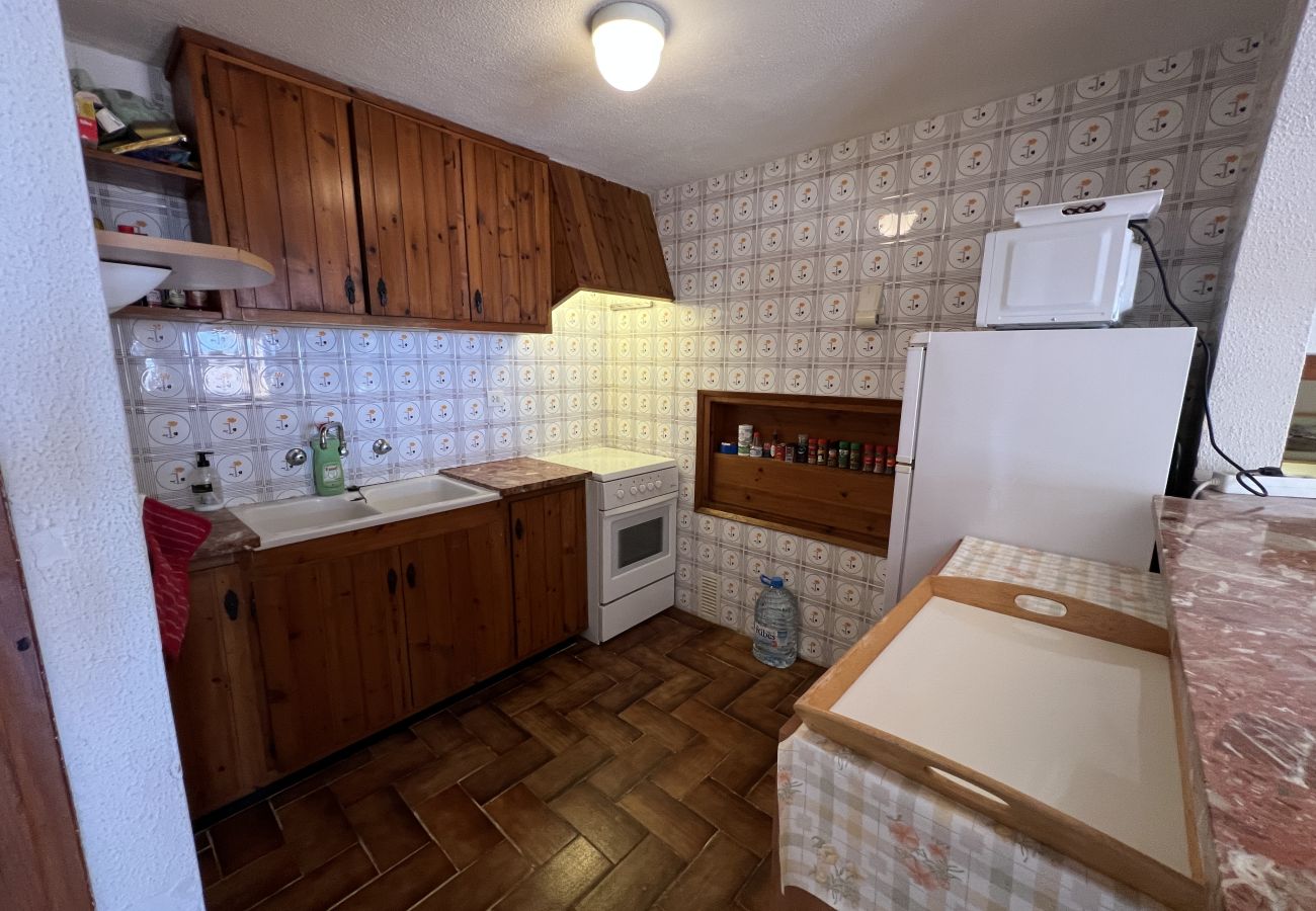 Rijhuis in Torroella de Montgri - Huis la rustica met tuin