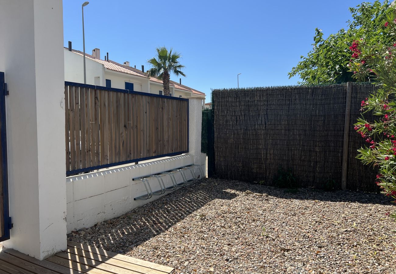 Appartement in Torroella de Montgri - 21D gerenoveerd, gemeenschappelijk zwembad en vergunning voor toeristisch gebruik