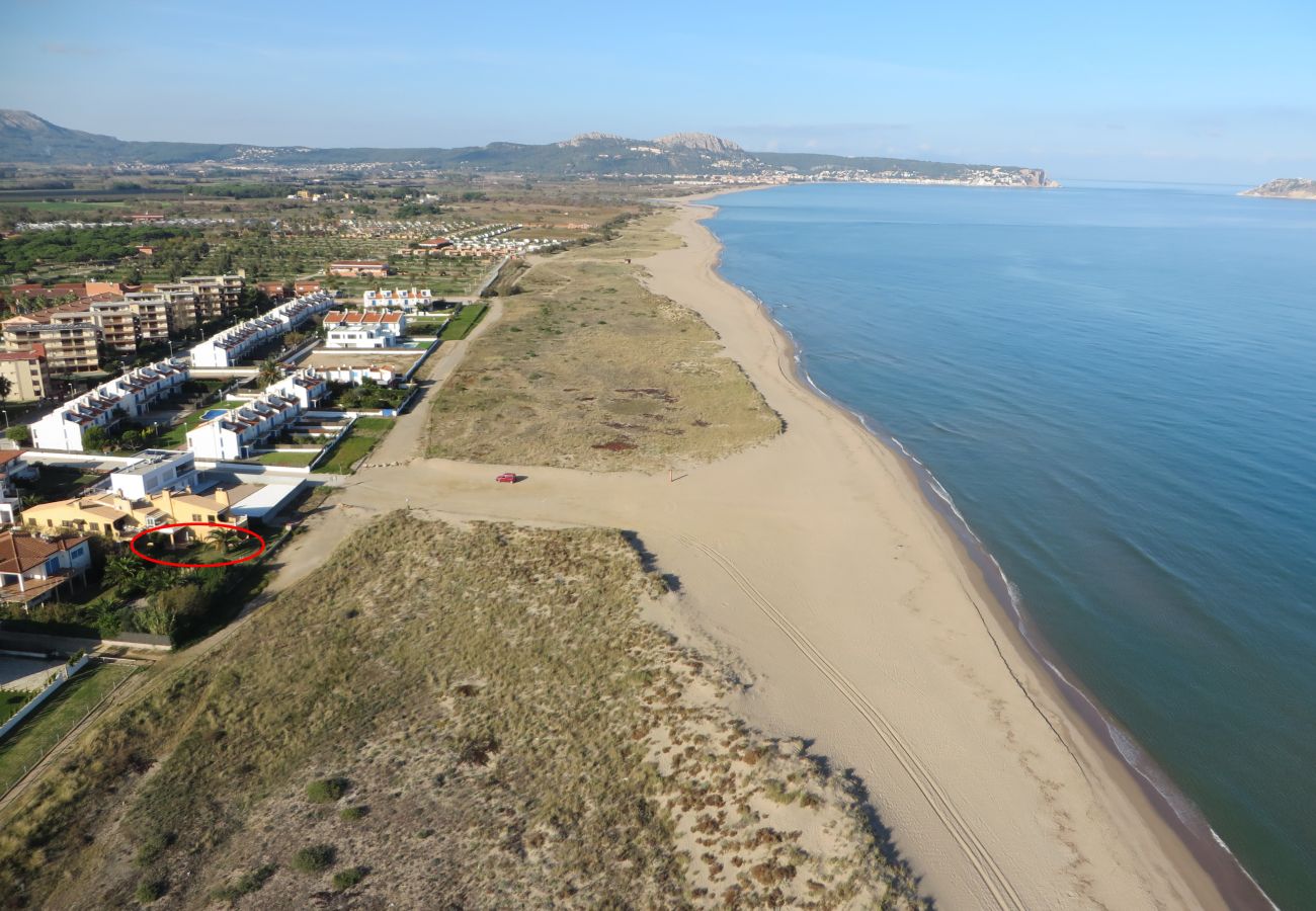 Appartement in Torroella de Montgri - Strandappartement op begane grond
