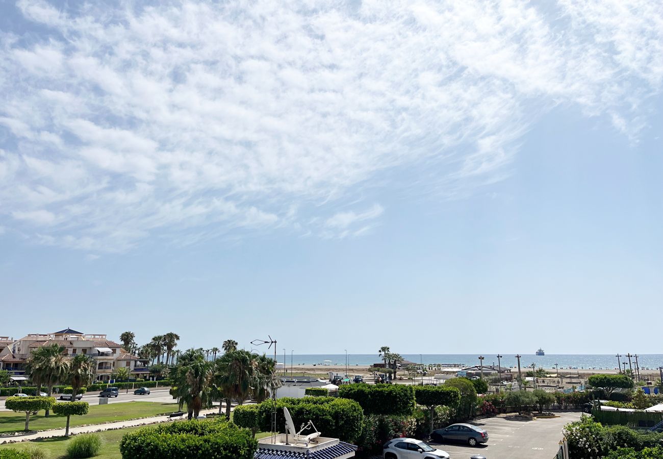 Apartamento en Vera playa - VM 5 - Ático con vistas al mar cerca de la playa