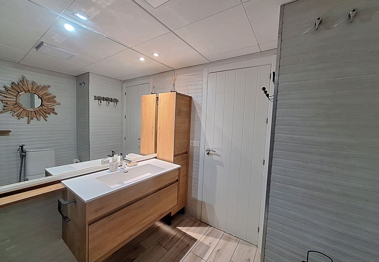 Apartamento en Vera playa - AL 133 - Apartamento con WiFi y parking en Vera Playa