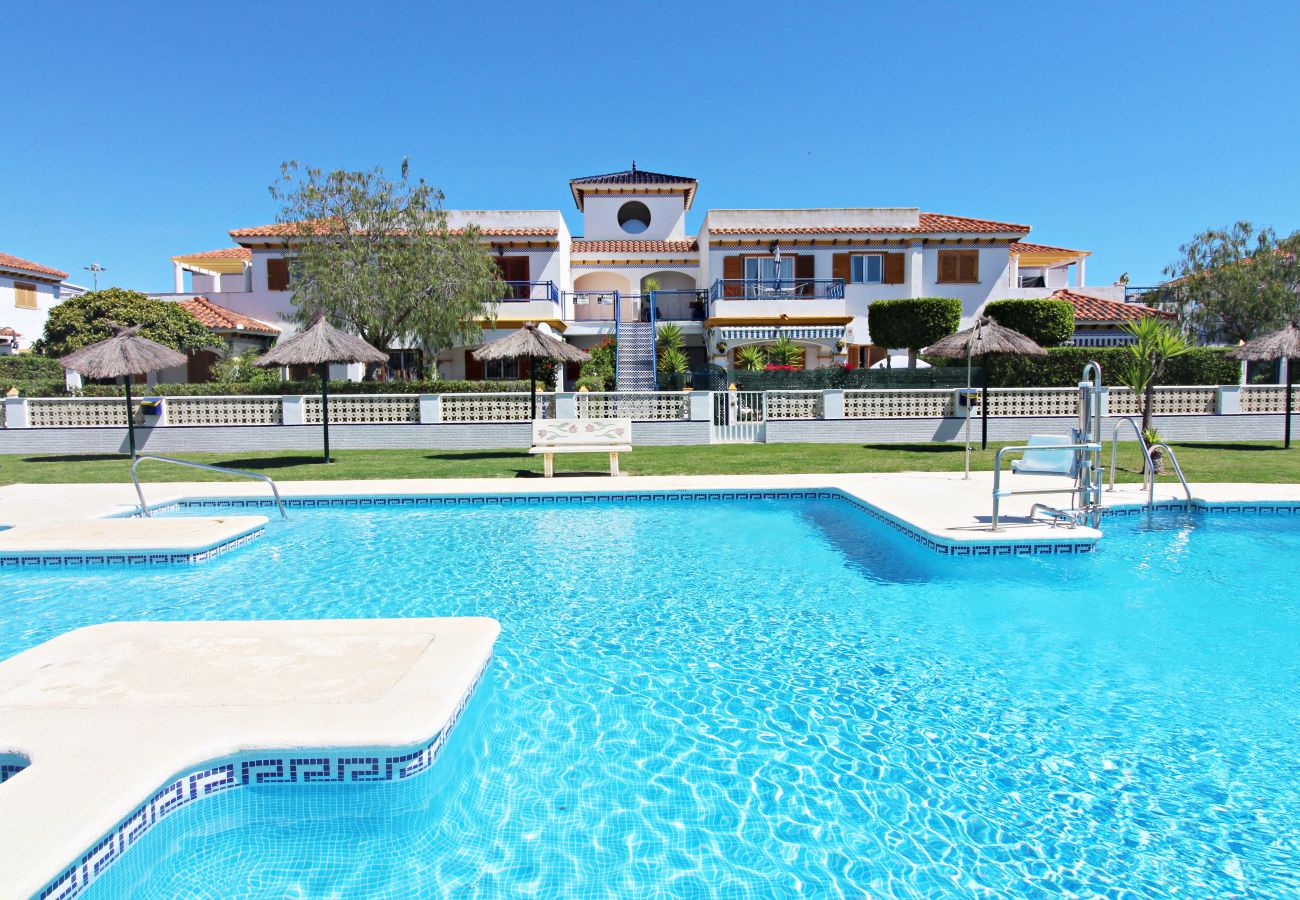 Apartamento en Vera playa - VM 6 - Dúplex con jardín privado cerca de la playa