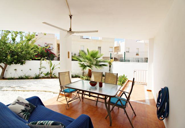 Apartamento en Palomares - Jardines de Palomares - WiFi y jardín privado