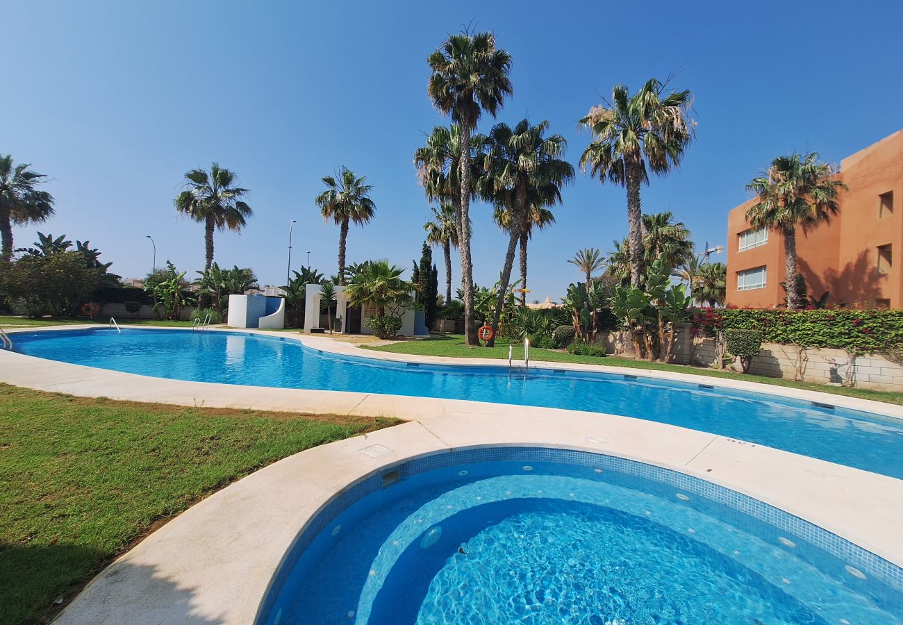 Apartamento en Vera playa - FH - Ático con terraza cerca de la playa El Playazo