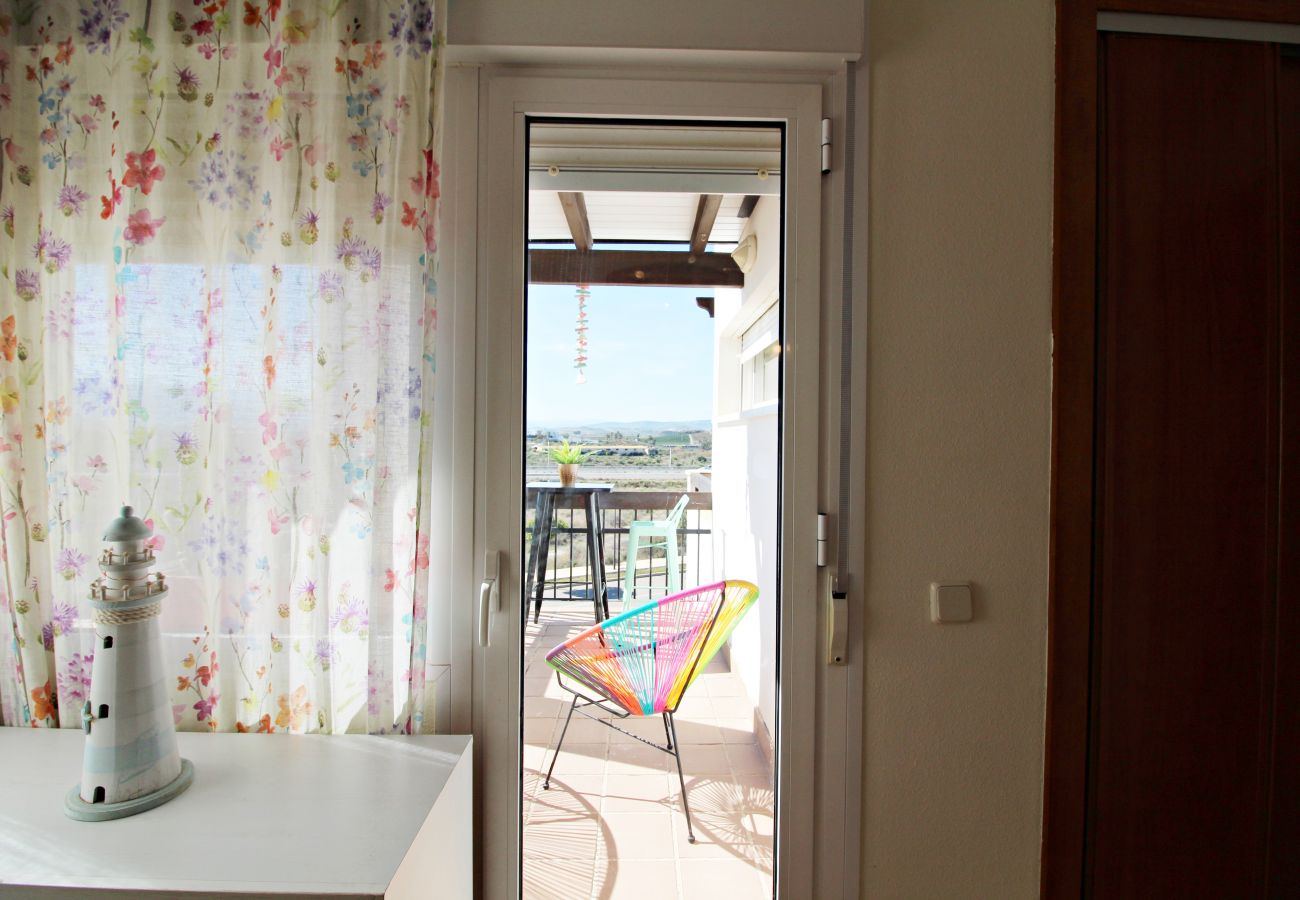 Apartamento en Vera playa - Lomas del Mar 1 - WiFi, terraza, & piscina climatizada