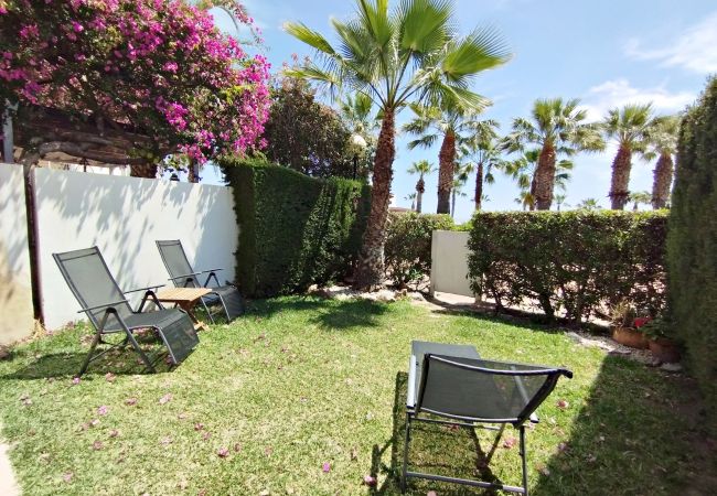 Casa adosada en Vera playa - Playa de Baria I Adosado -  1ª línea playa, WiFi & jardín 