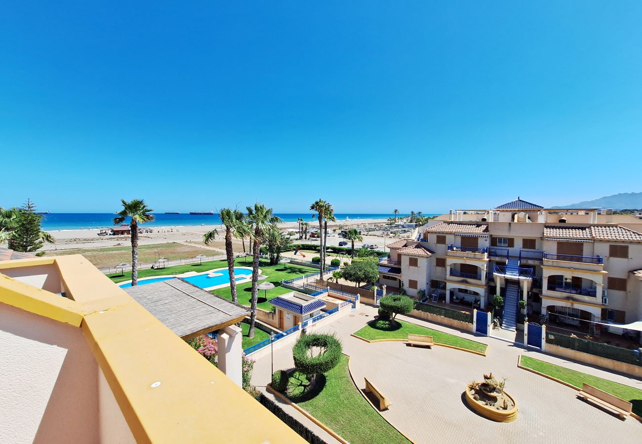 Apartamento en Vera playa - VM 4 - Ático en primera línea de playa con vistas al mar