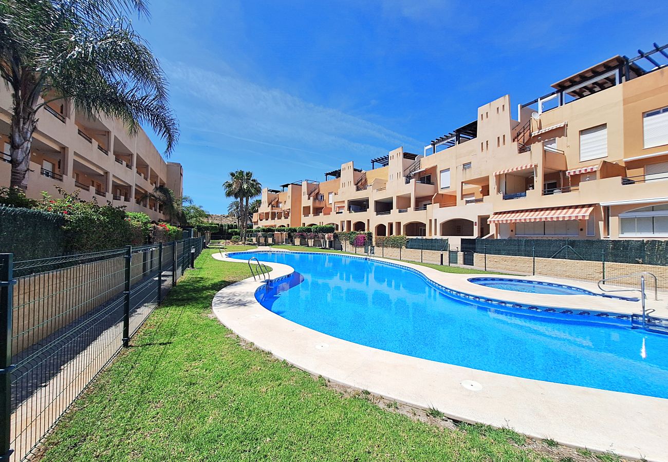 Apartamento en Vera playa - Nassau - Apartamento con terraza y piscina en Vera Playa