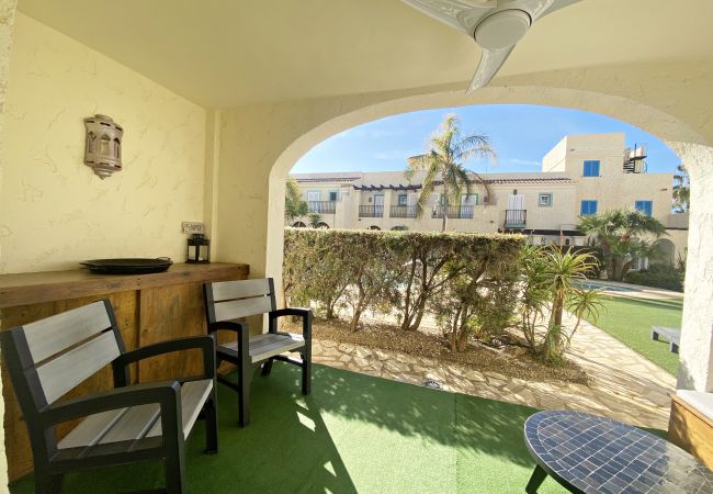 Casa adosada en Vera playa - Las Casitas - WiFi, 150m playa, vistas al mar