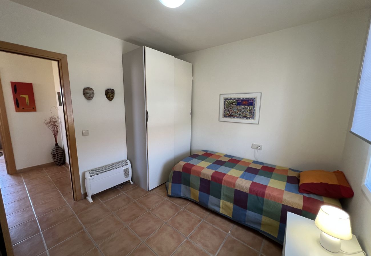 Casa en Torroella de Montgri - Daró 3D 03 casa esquinera con aire, piscina, cerca la playa