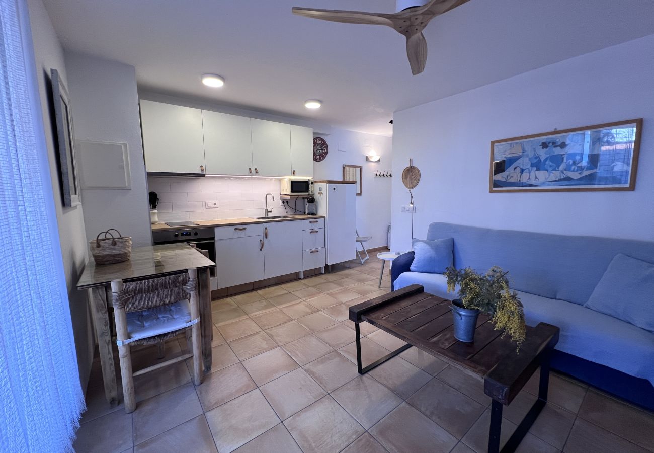 Casa en Torroella de Montgri - Casa Elena - 2 dormitorios ,2  baños y jardin planta baja