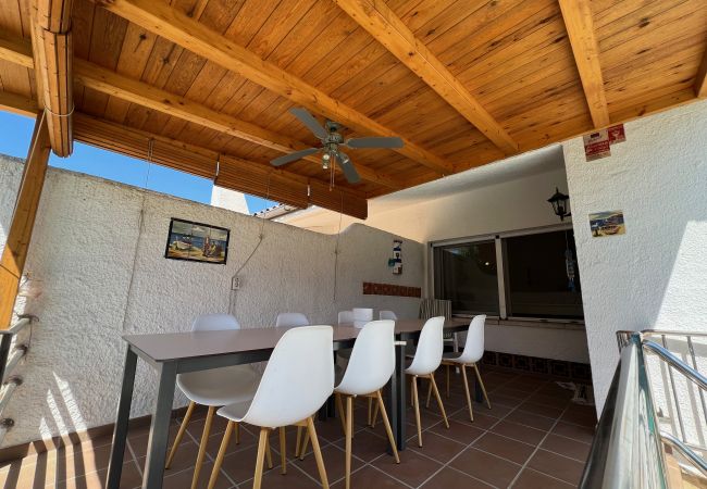 Casa adosada en Torroella de Montgri - Martinet Pati Blau con piscina privada