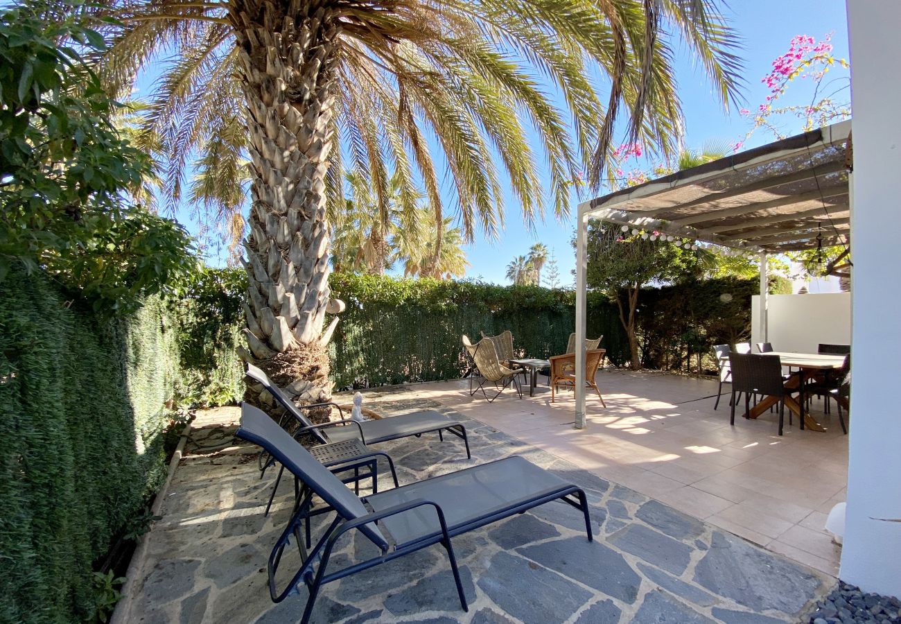 Maison mitoyenne à Vera playa - PB 01 - Location de vacances en bord de mer à Vera Playa