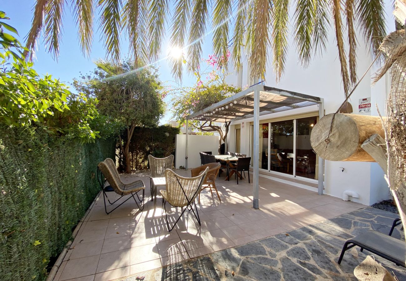 Maison mitoyenne à Vera playa - PB 01 - Location de vacances en bord de mer à Vera Playa