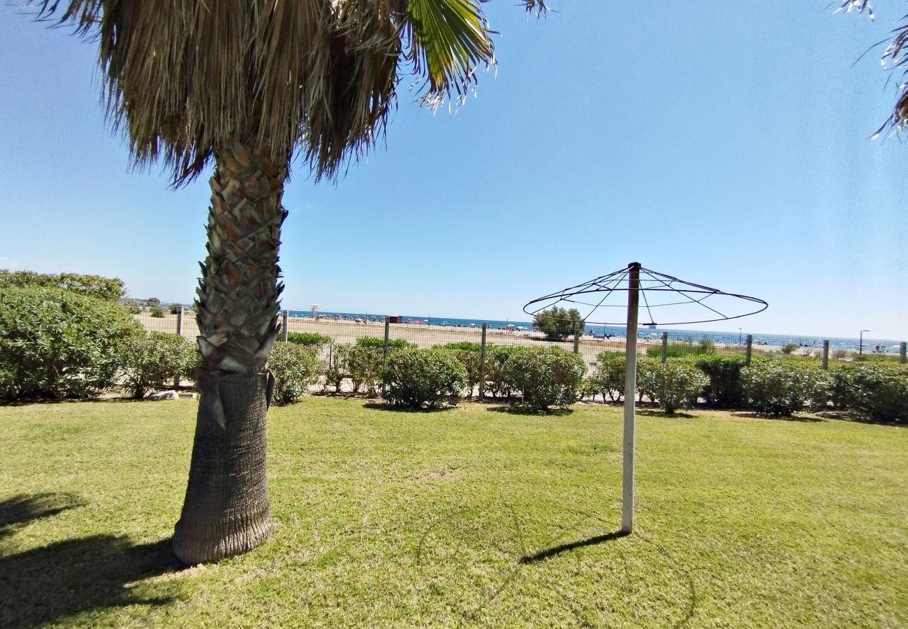 Maison mitoyenne à Vera playa - Playa de Baria I Adosado - Devant la plage, WiFi & jardin 