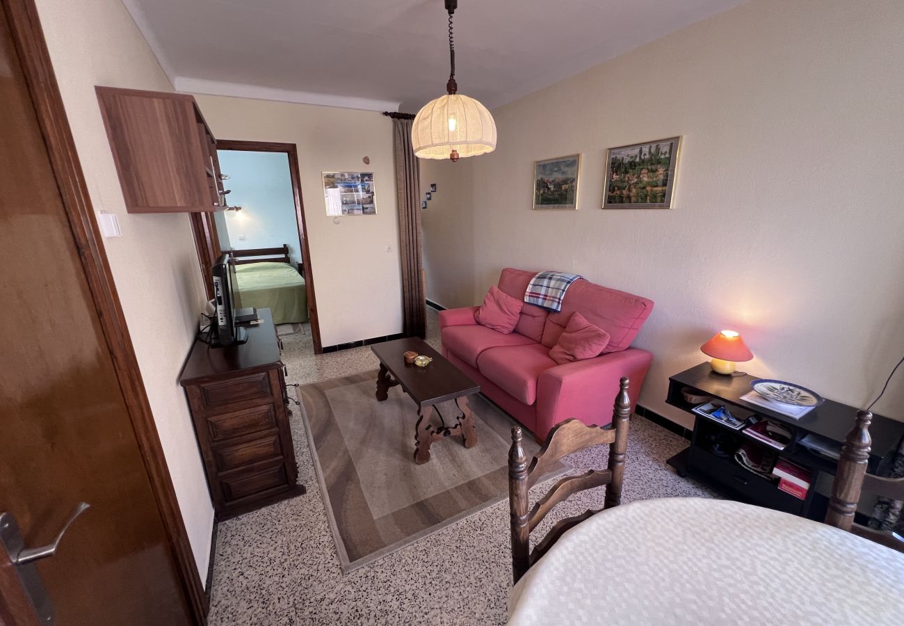 Appartement à Estartit - Appartement au deuxième étage avec climatisation à proximité de la plage de L’Estartit