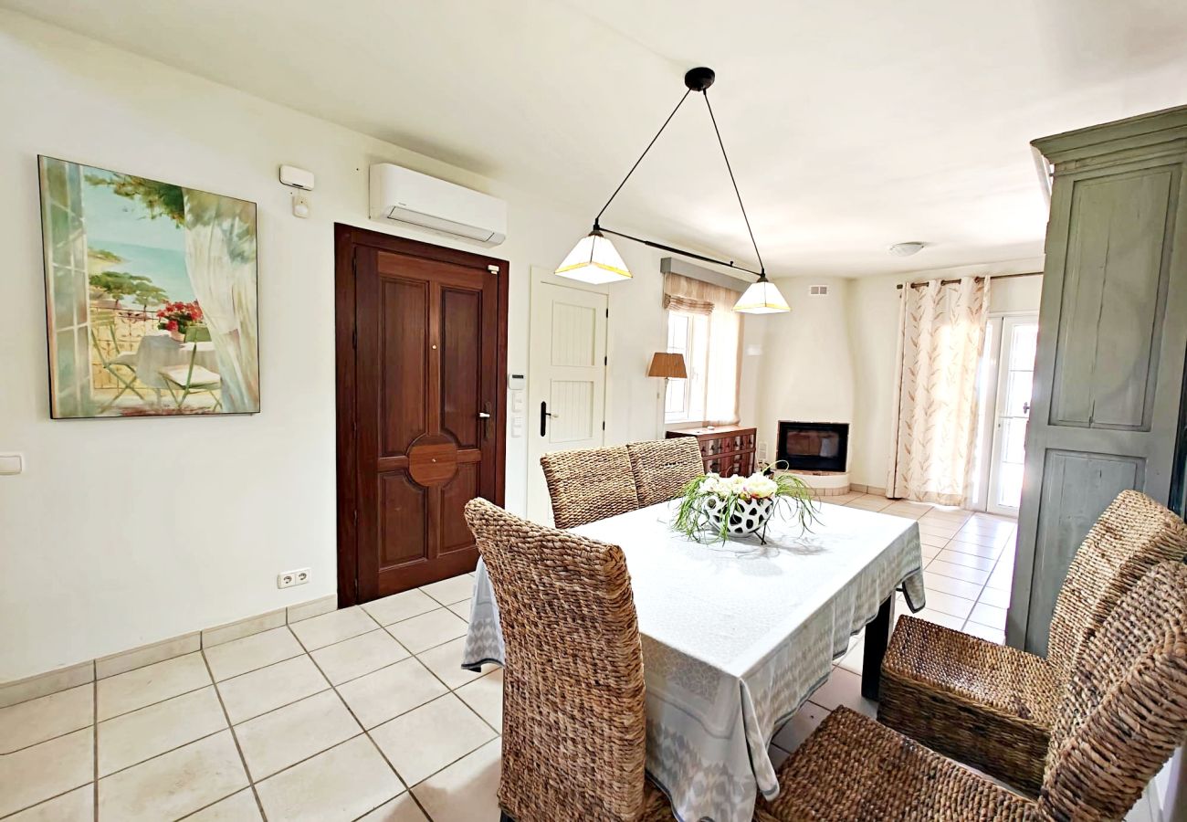 Villa in Vera playa - PM - Beachfront with private pool