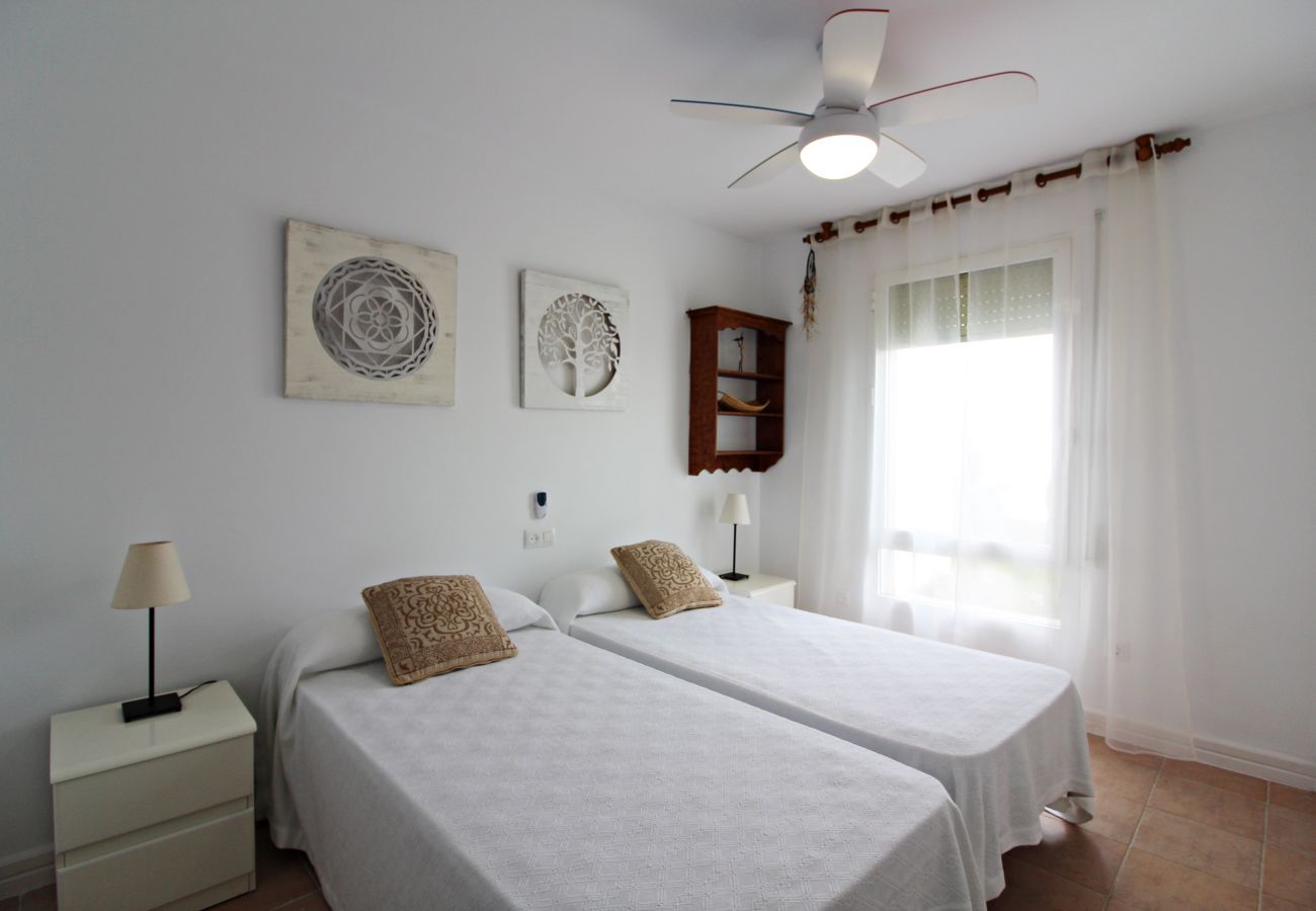 Townhouse in Vera playa - Playa de Baria I - Beachfront, private garden & WiFi