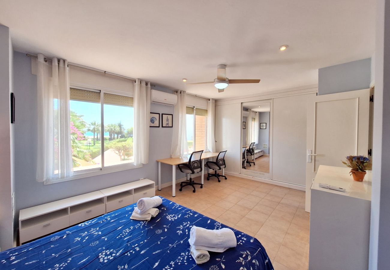Townhouse in Vera playa - PB 02- Beachfront holiday home 