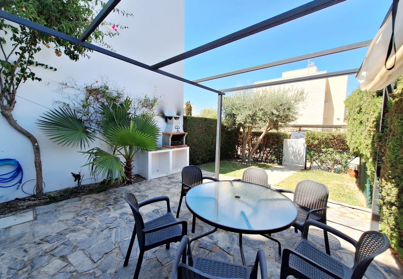 Townhouse in Vera playa - PB 02- Beachfront holiday home 