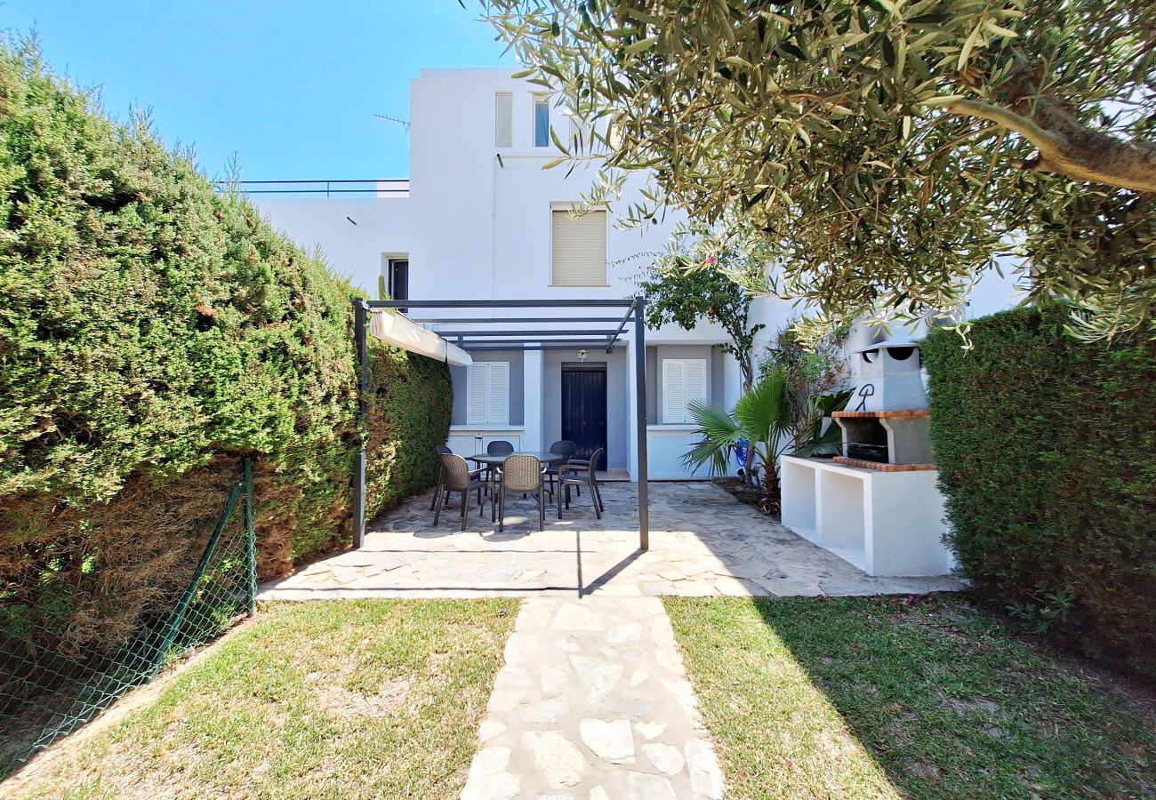 Townhouse in Vera playa - PB 02- Beachfront holiday home 