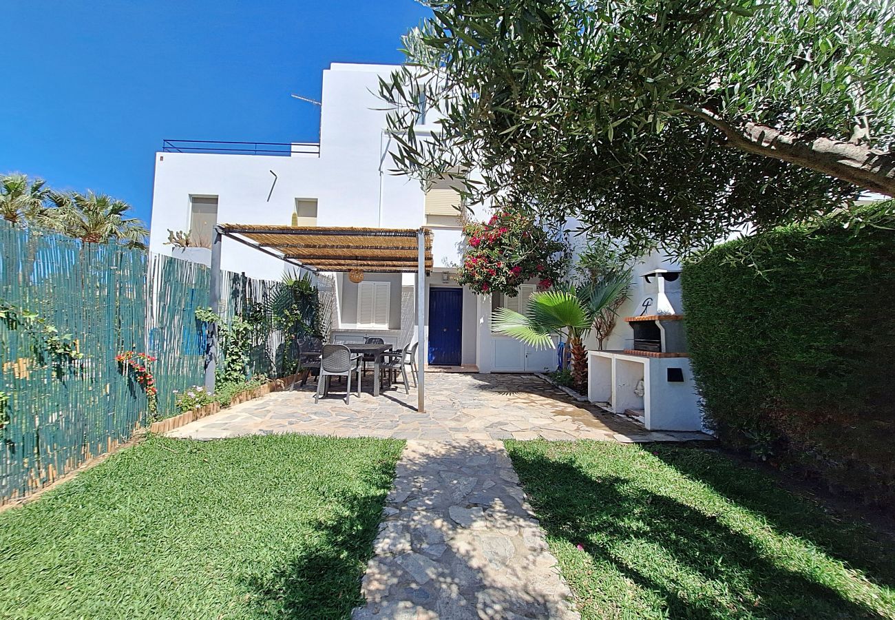 Terraced House in Vera playa - PB 02- Beachfront holiday home 